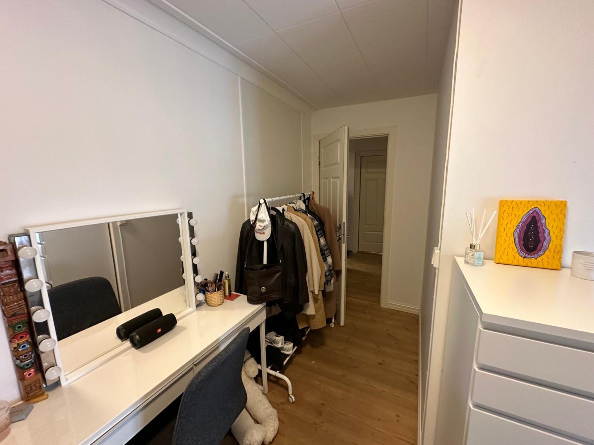 Appartement Sjarmerende Bolig Like Ved Togstasjonen à Bergen Extérieur photo