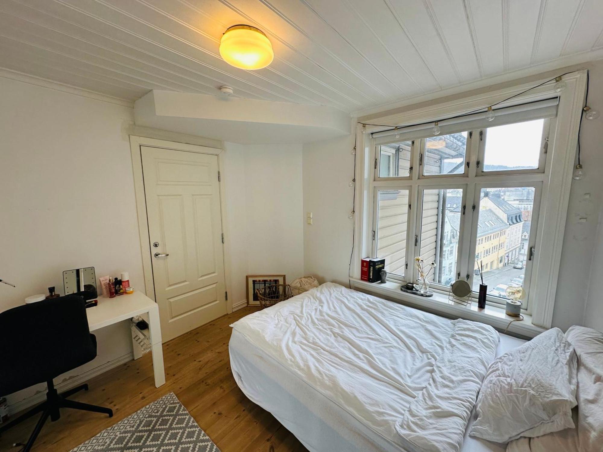 Appartement Sjarmerende Bolig Like Ved Togstasjonen à Bergen Extérieur photo