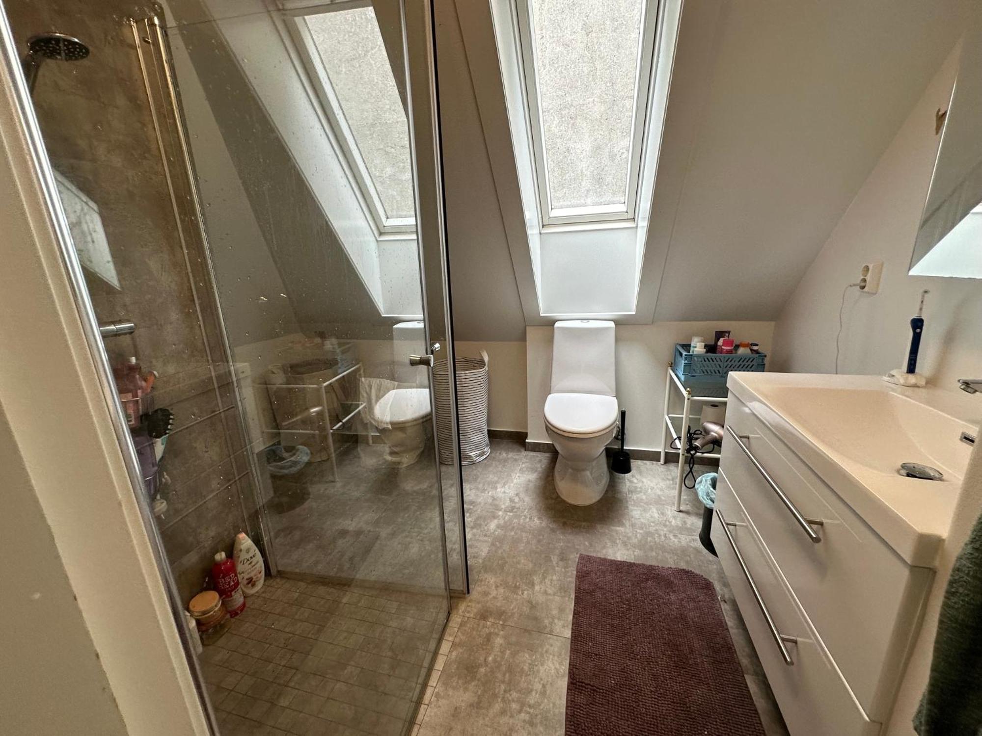 Appartement Sjarmerende Bolig Like Ved Togstasjonen à Bergen Extérieur photo